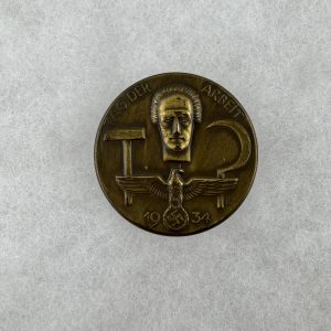 German 1934 Labor Day Tinnie Badge